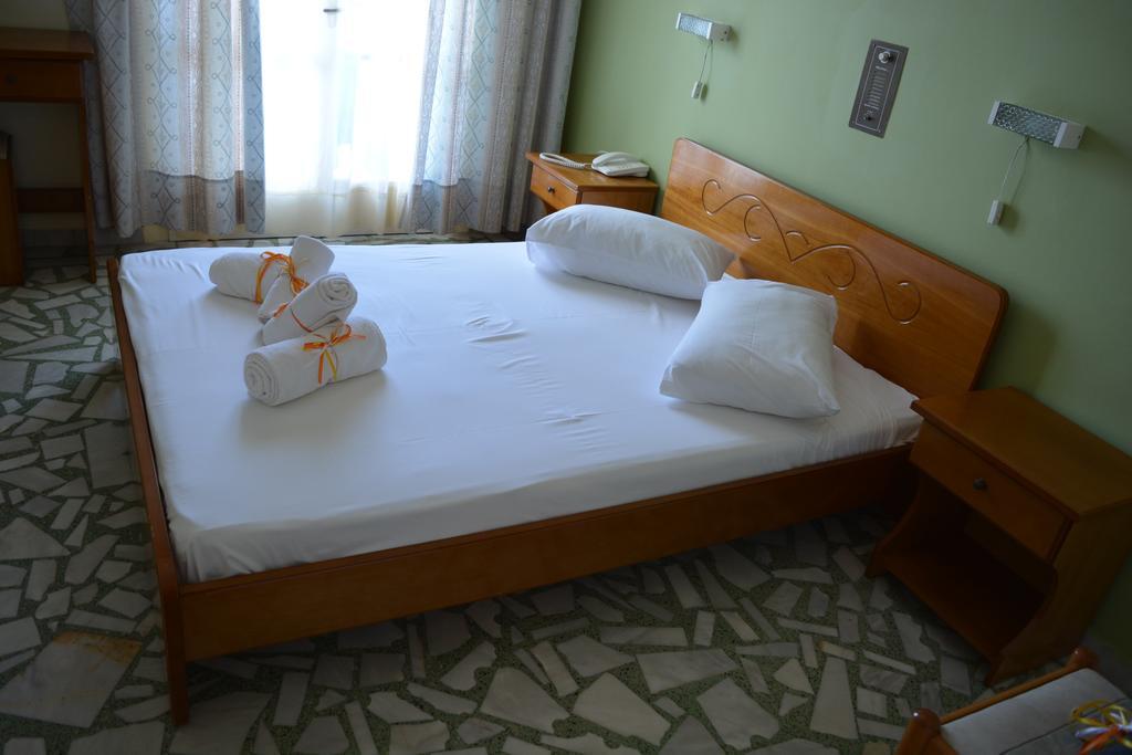 Montes Apartments & Studios Аликанас Экстерьер фото
