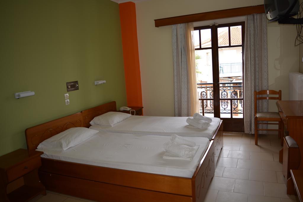 Montes Apartments & Studios Аликанас Экстерьер фото